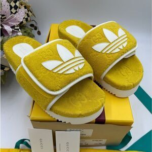 Women’s Gucci X Adidas, GG monogram size 41 fits 10 US made in Italy